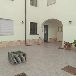 https://orange-house.in-sardinia.net